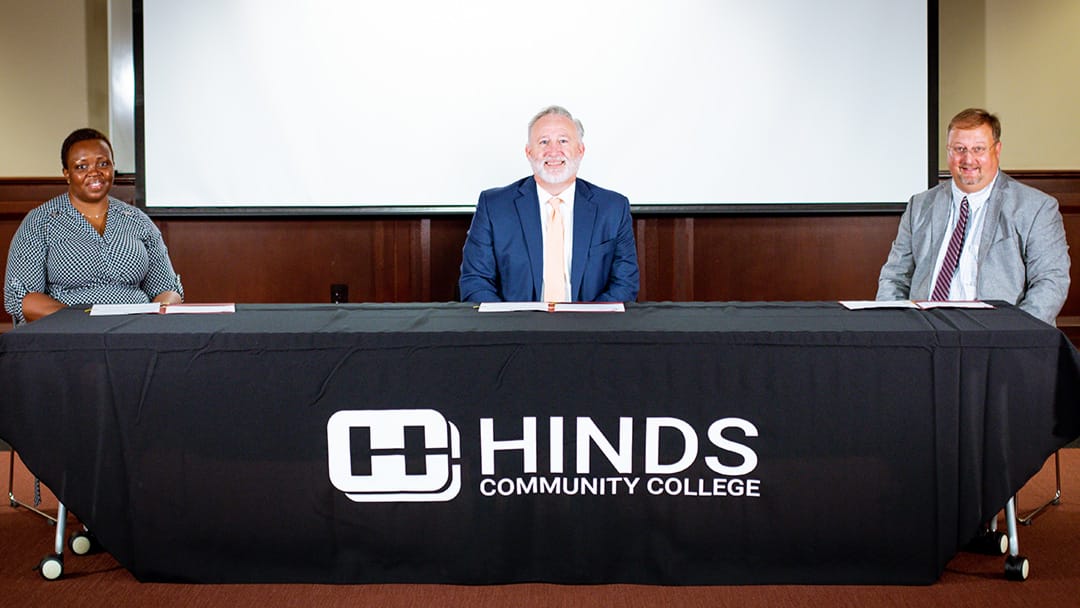 Hinds CC and Continental Tire announce Production and Mechatronics Apprentice Programs