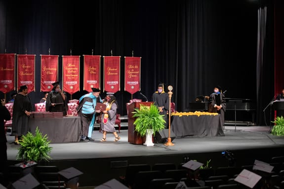 Utica Campus ceremony wraps up graduation
